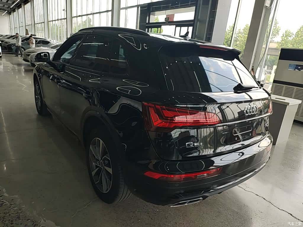 Audi Q5L, 2024 все фото