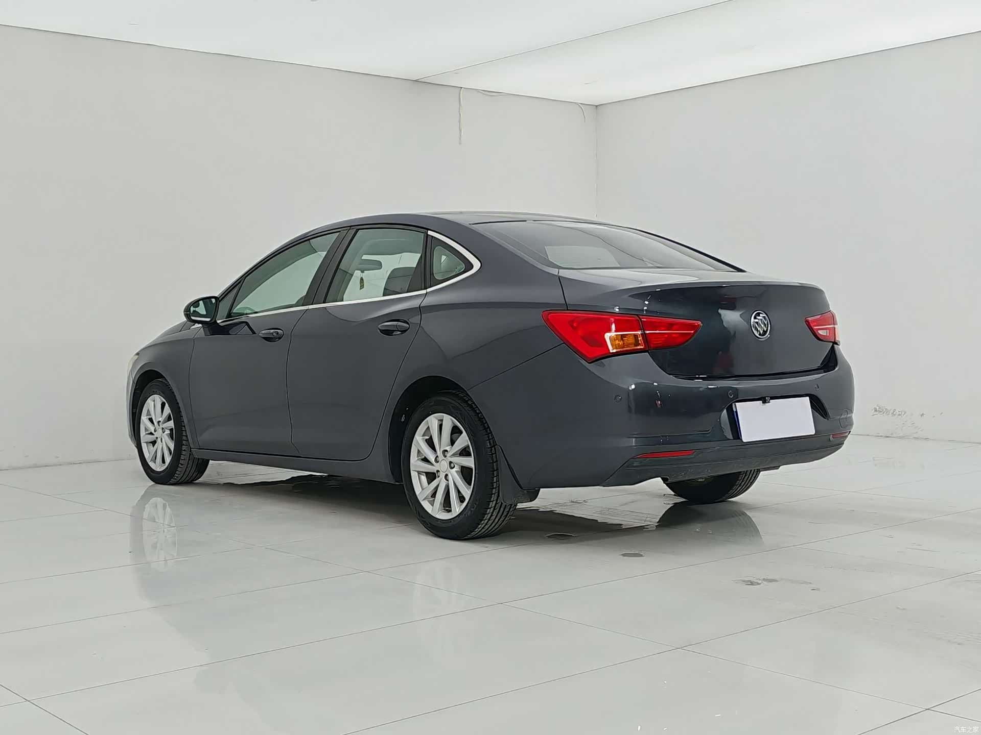 Buick Verano, 2017 2