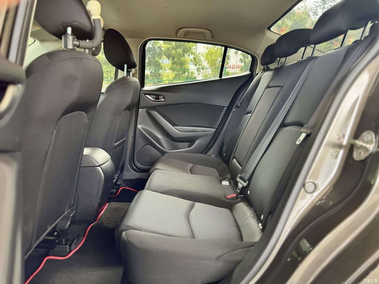 Mazda Mazda3, 2017 7