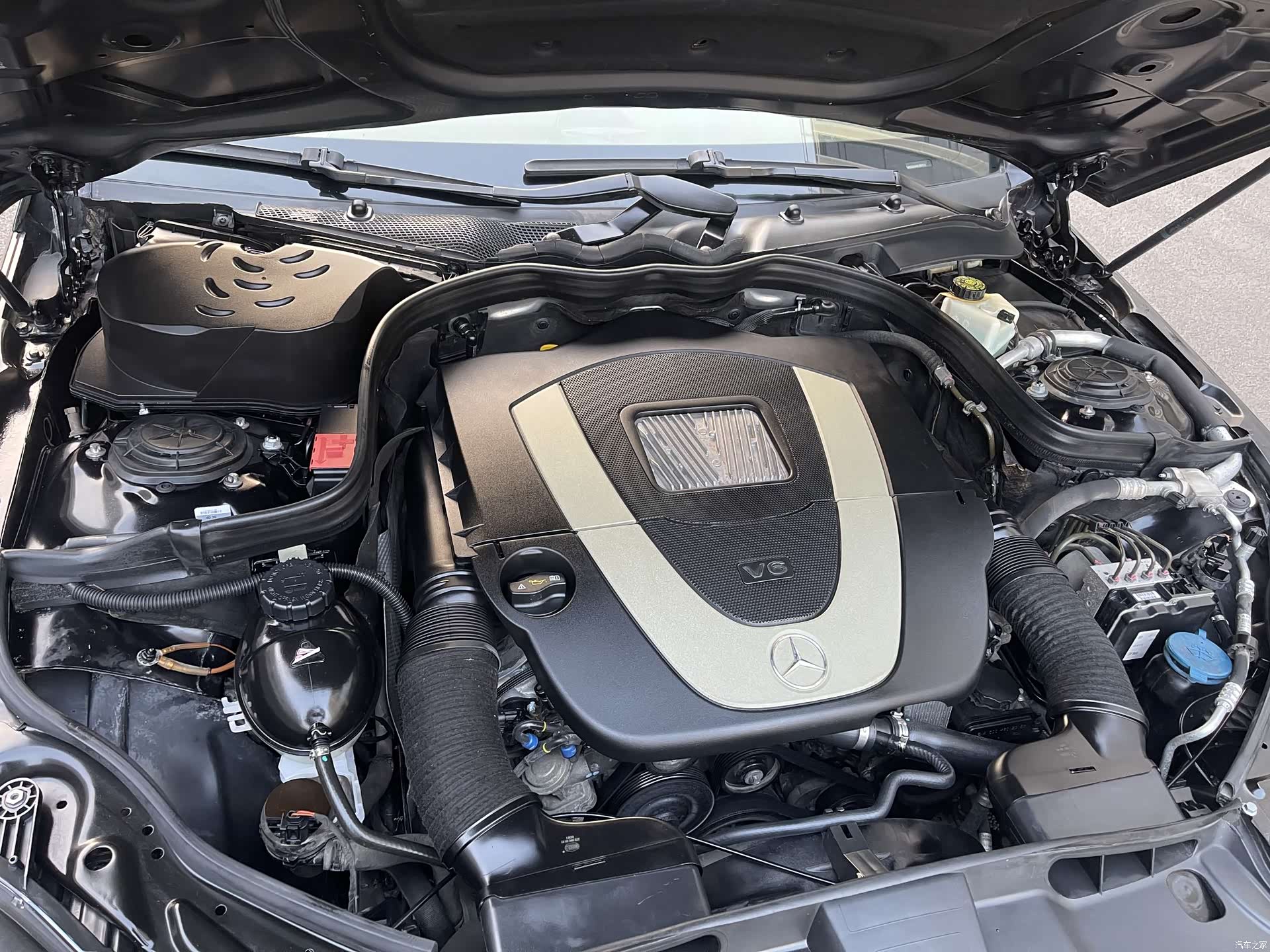 Mercedes-Benz E-Class, 2011 17