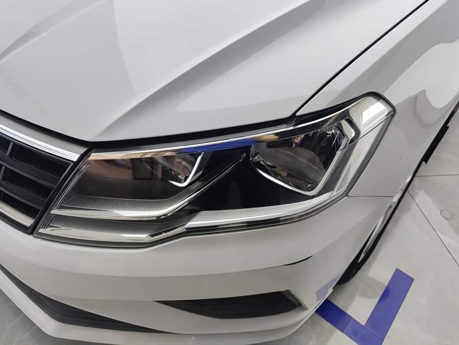 Volkswagen Jetta 2019, фото 5