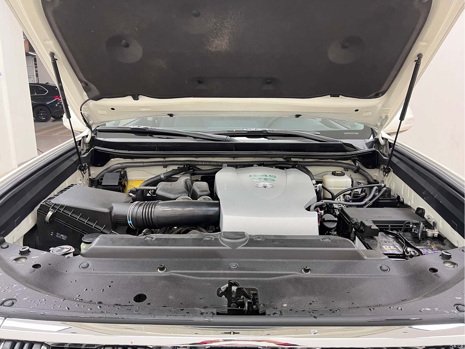 Toyota Prado, 2020 35