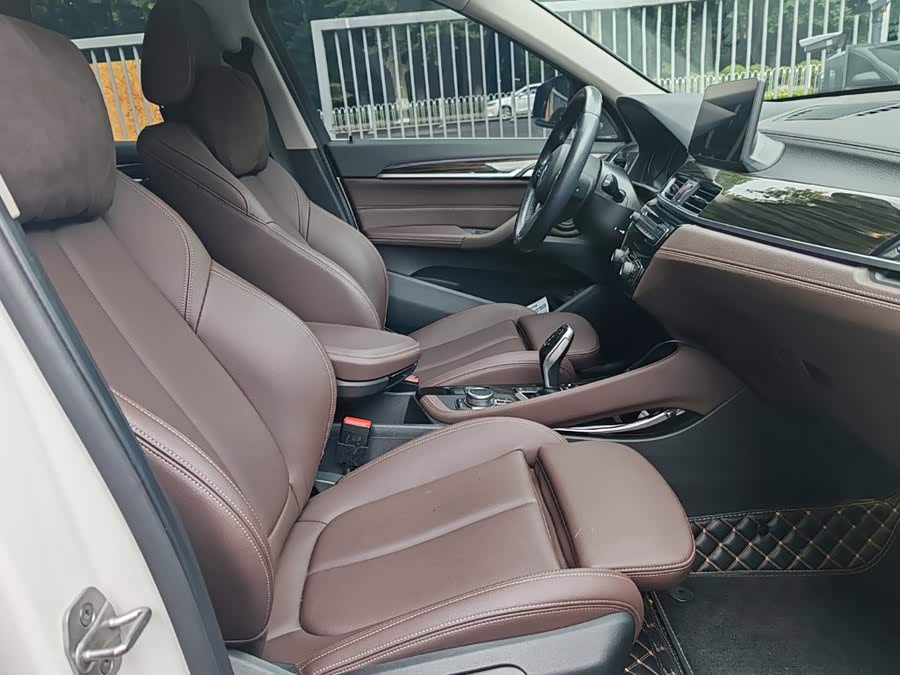 BMW X1 2022, фото 14