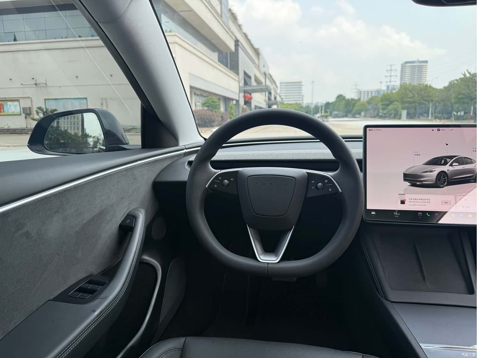 Tesla Model 3, 2024 6