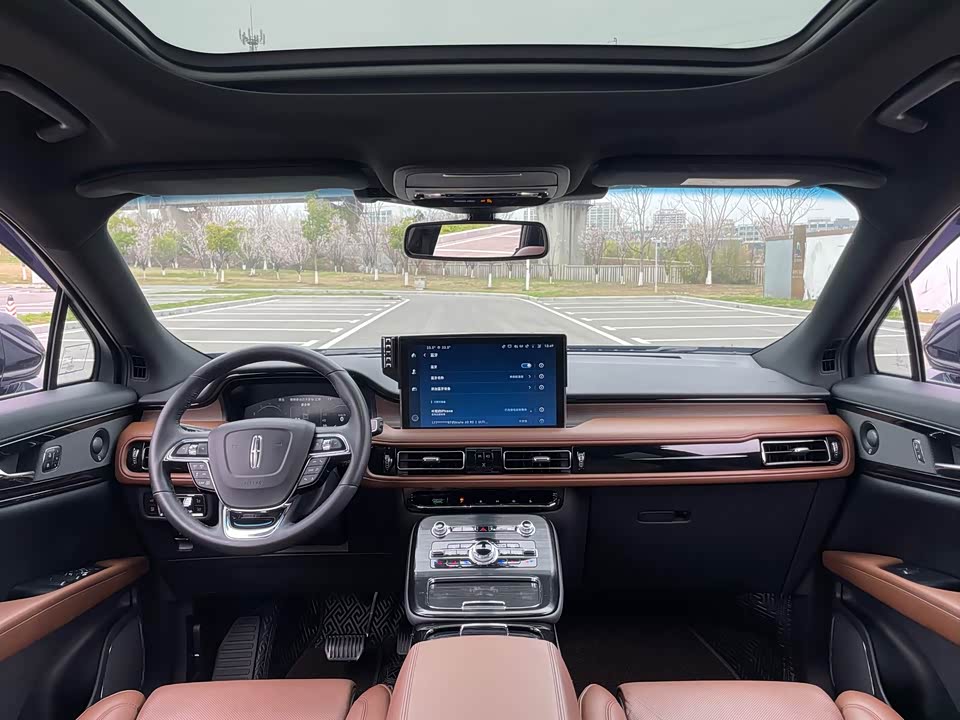 Lincoln Navigator