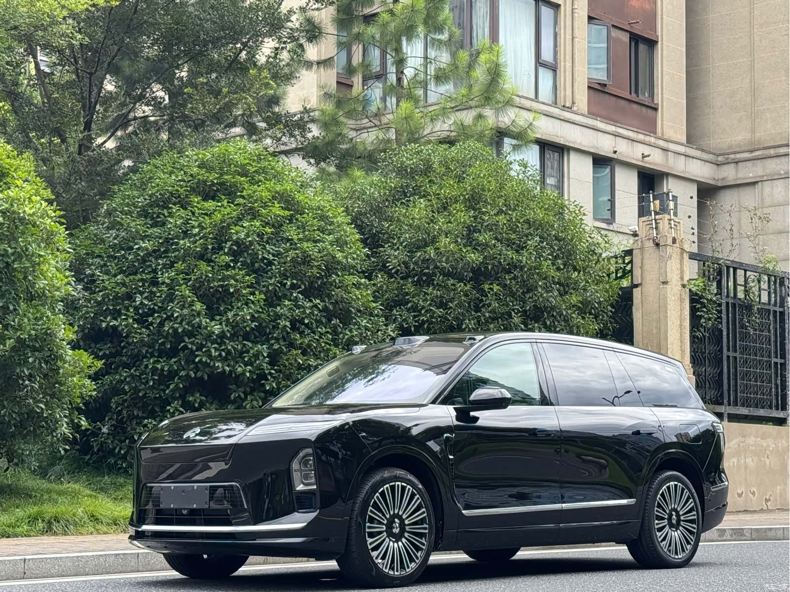 NIO ES8, 2026 1