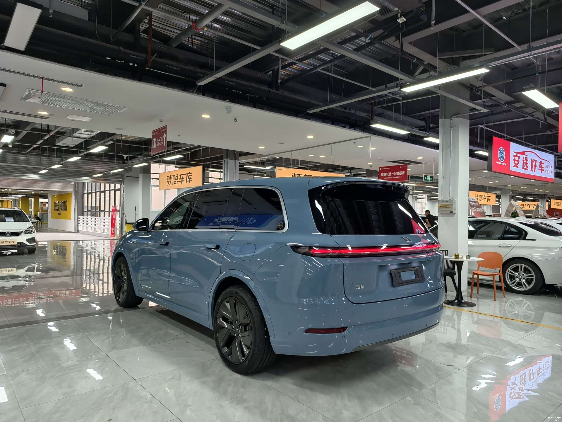 Li Auto L9, 2023 4