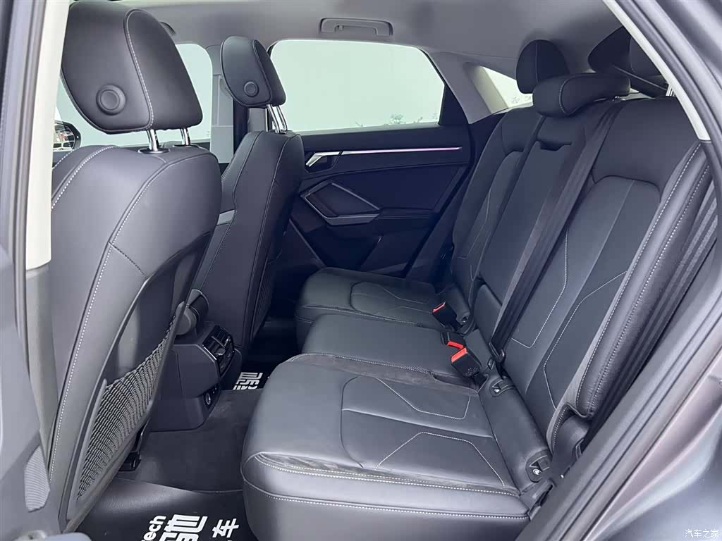 Audi Q3, 2023 17