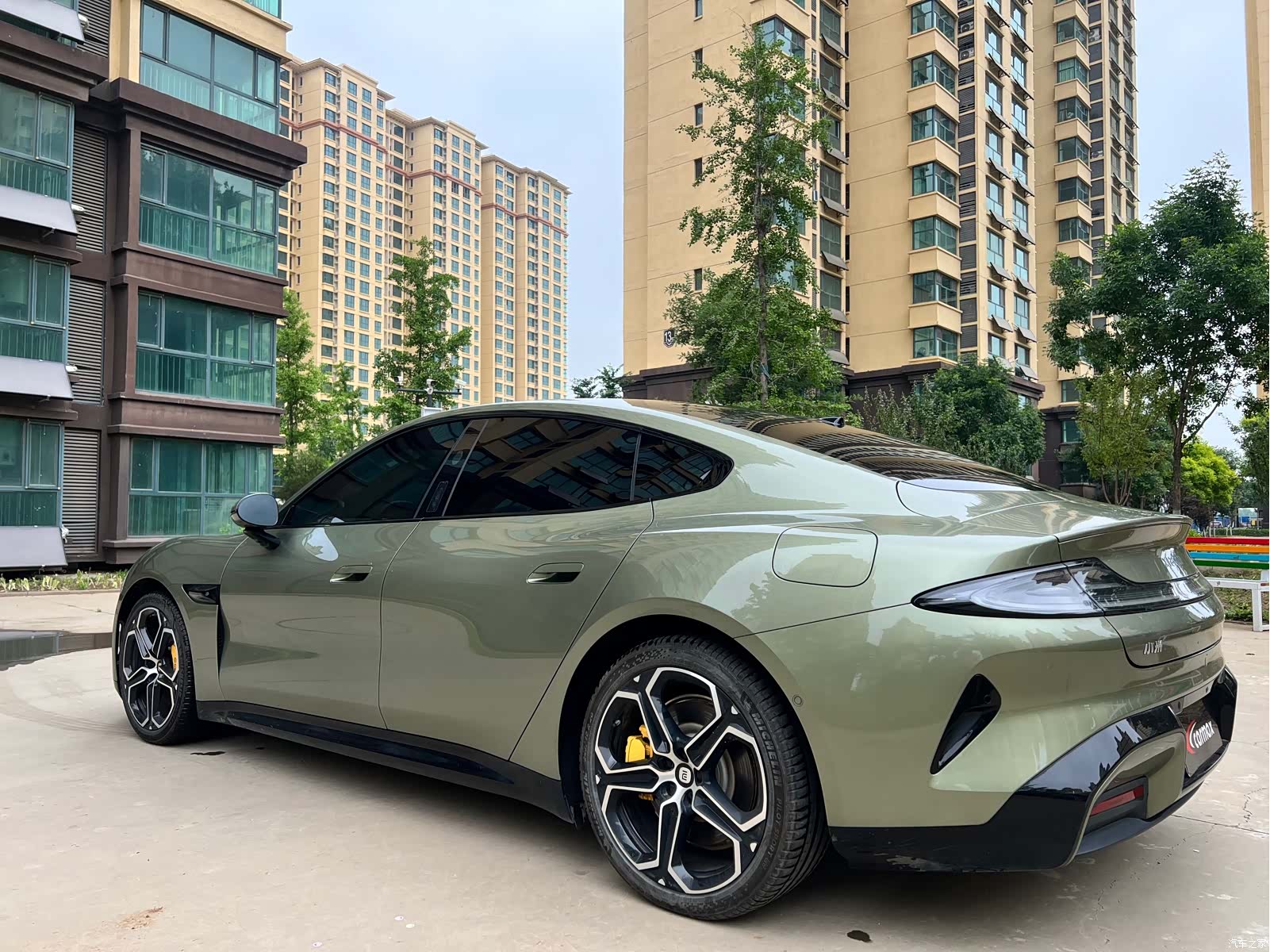 Xiaomi SU7, 2025 13