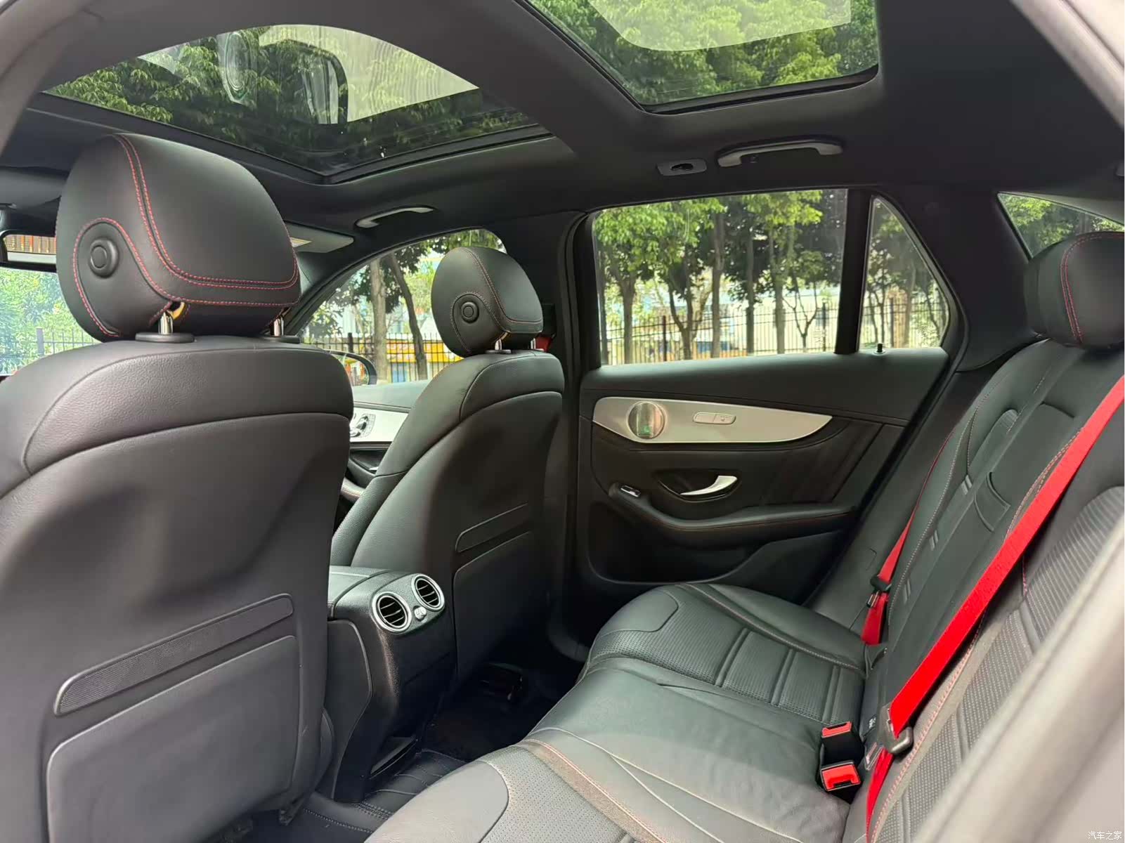 Mercedes-Benz GLC, 2019 32