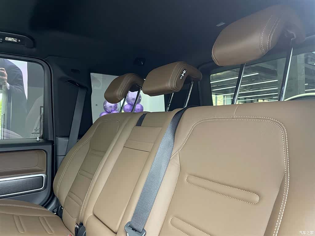 Mercedes-Benz G-Class, 2023 6