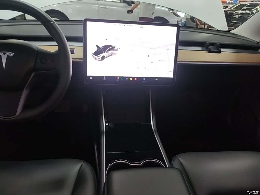 Tesla Model 3, 2020 9