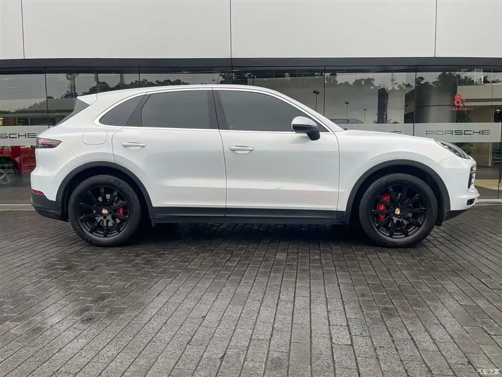 Porsche Cayenne, 2023 3