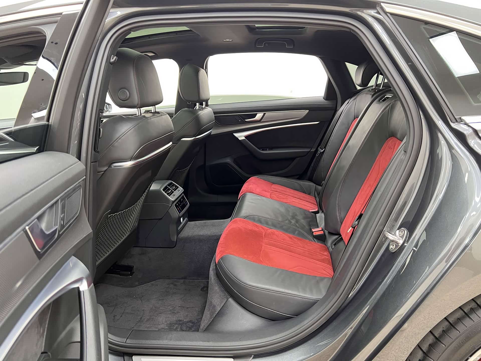Audi A6L, 2019 31