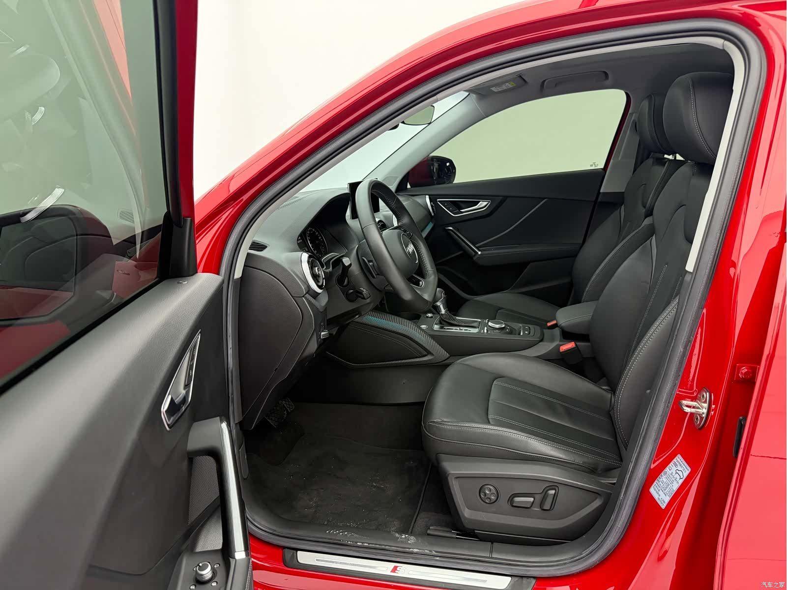 Audi Q2L, 2022 23