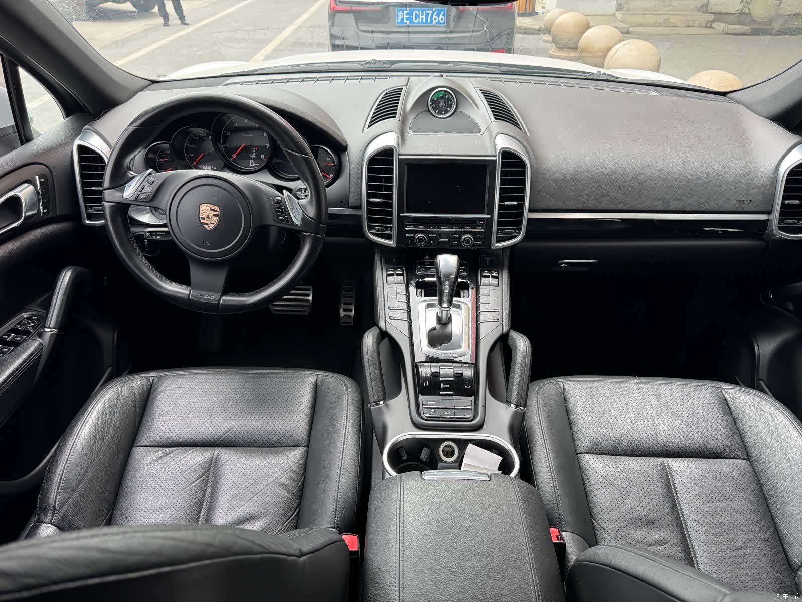 Porsche Cayenne, 2012 12