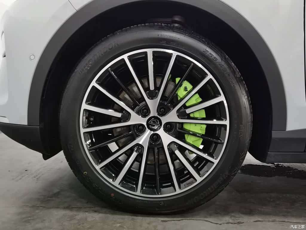 Leapmotor C11, 2025 17