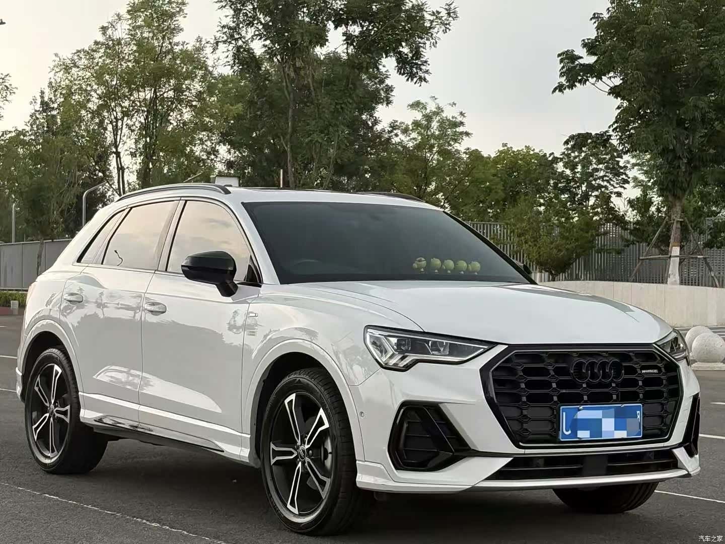 Audi Q3, 2023 3