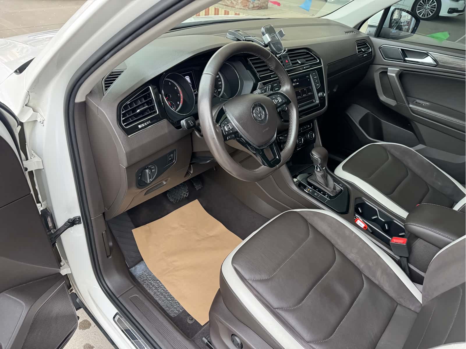 Volkswagen Tiguan L, 2017 6