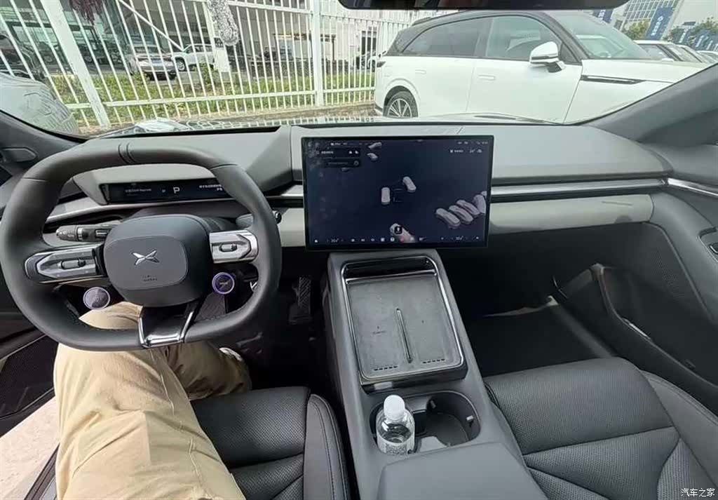 Xpeng P7, 2025 7