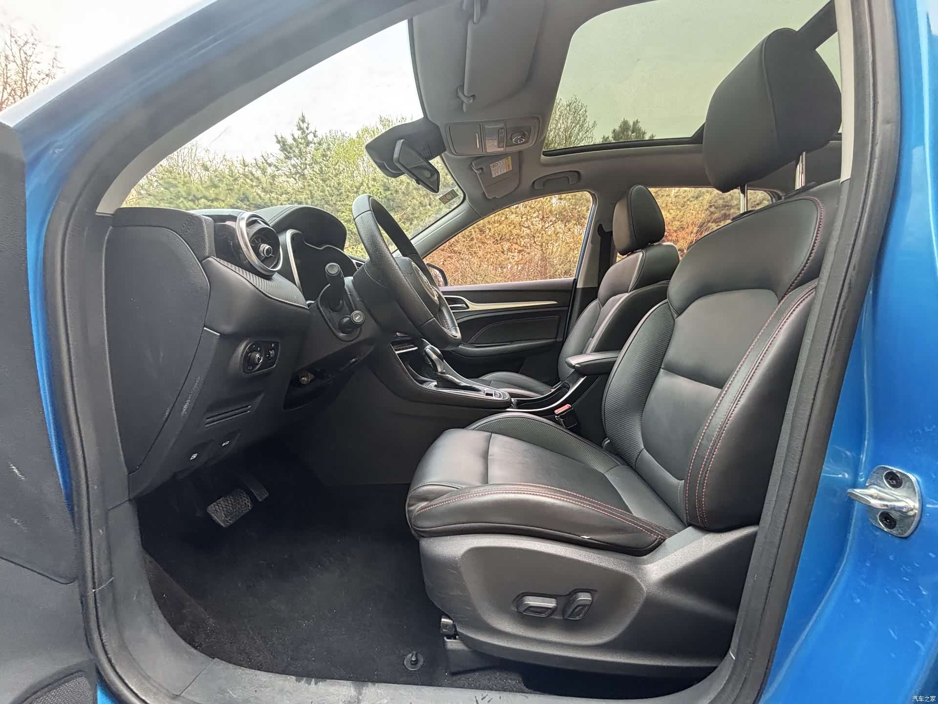MG ZS, 2019 7