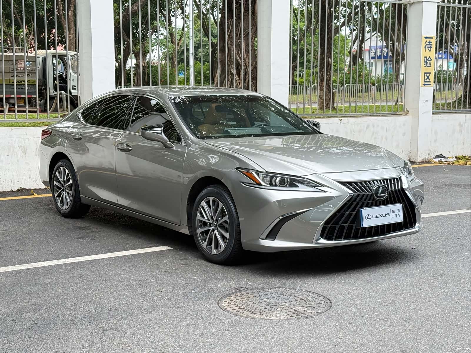 Lexus ES, 2024 2
