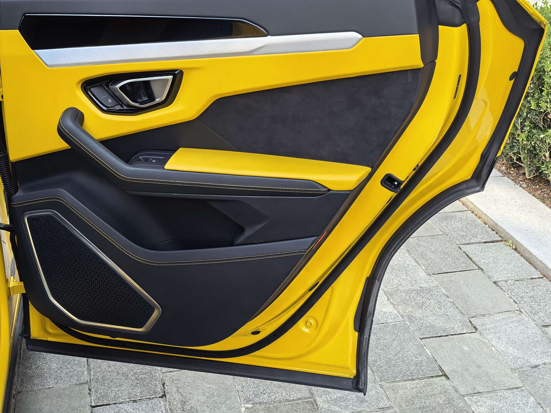 Lamborghini Urus, 2023 47