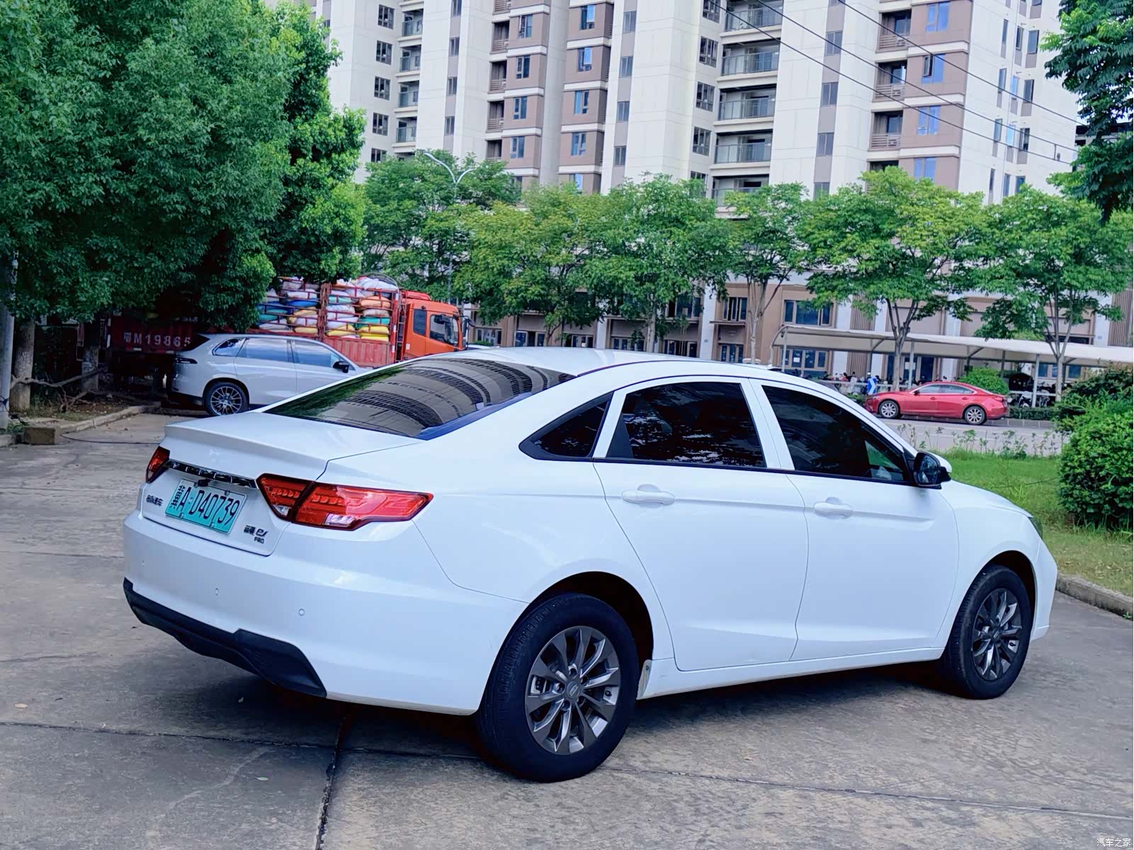 Geely Emgrand, 2021 4