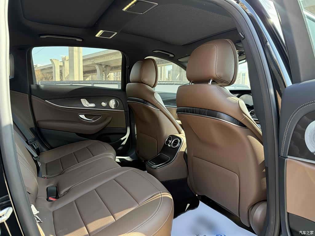 Mercedes-Benz E-Class, 2020 все фото