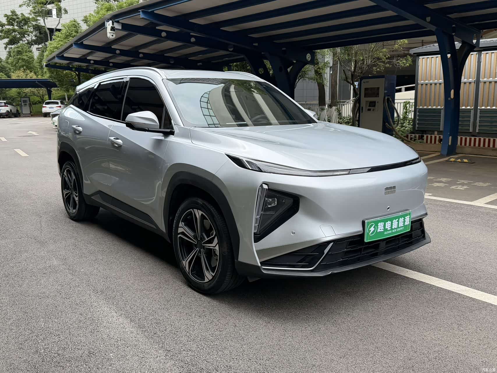 Geely Galaxy L7, 2025 3