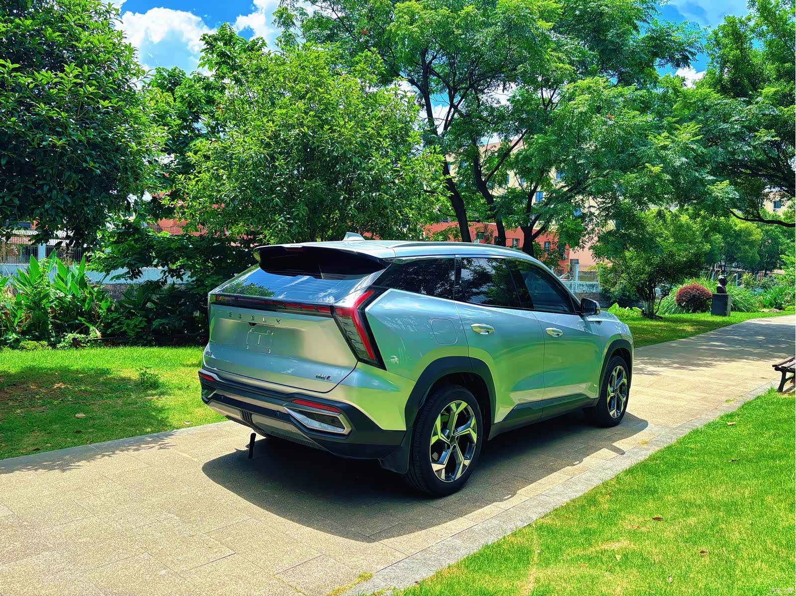 Geely Boyue, 2024 4