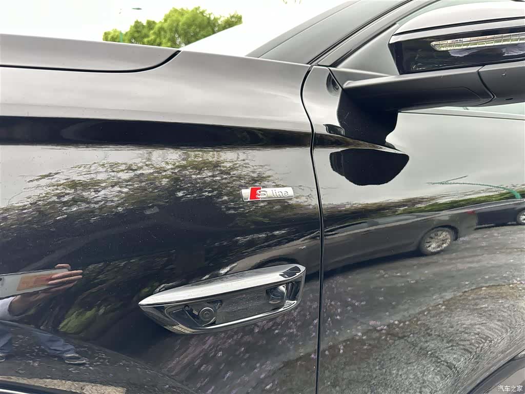 Audi e-tron, 2025 15