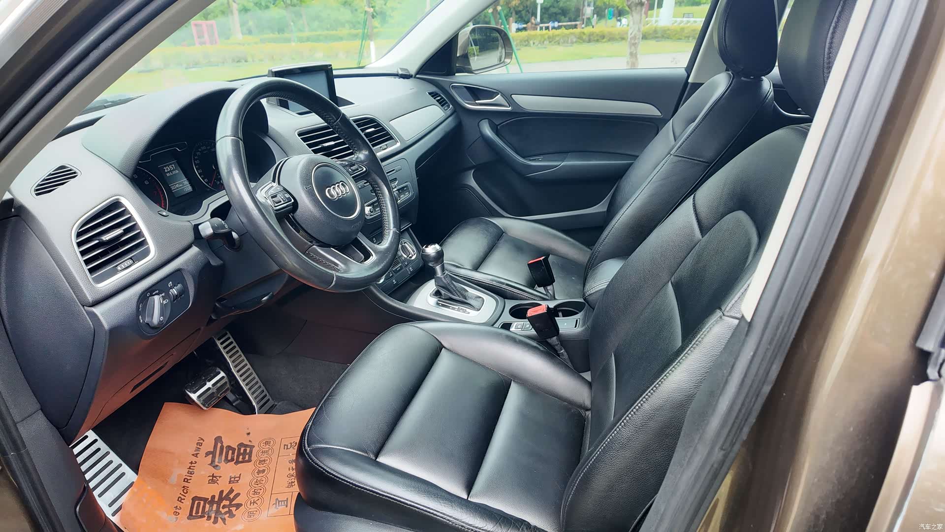 Audi Q3, 2014 52