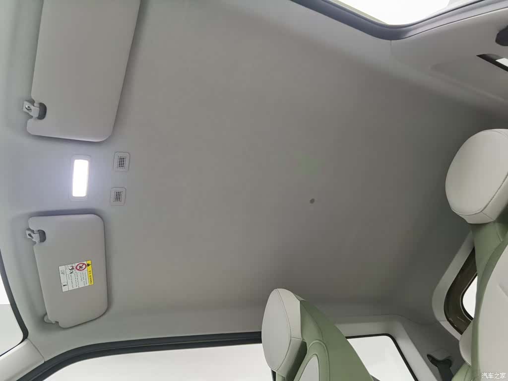 Geely Panda, 2025 14