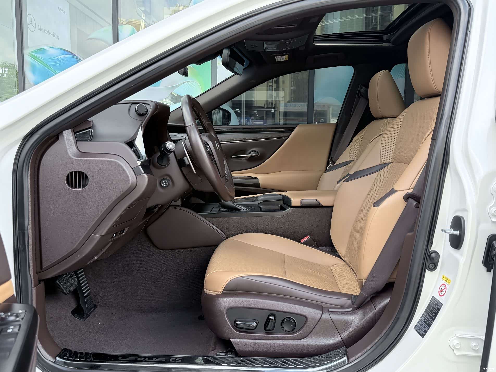 Lexus ES, 2018 6