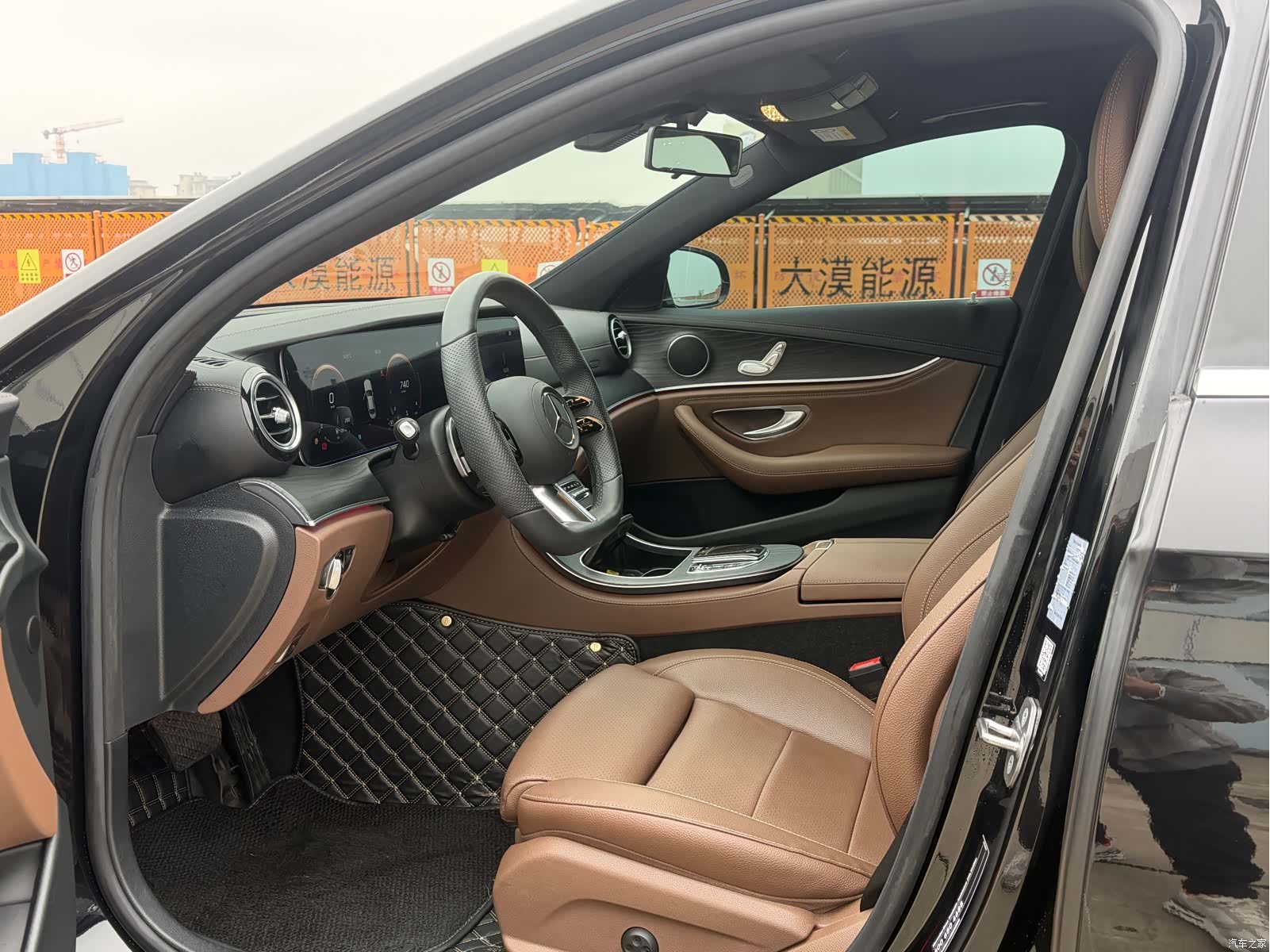 Mercedes-Benz E-Class, 2022 11