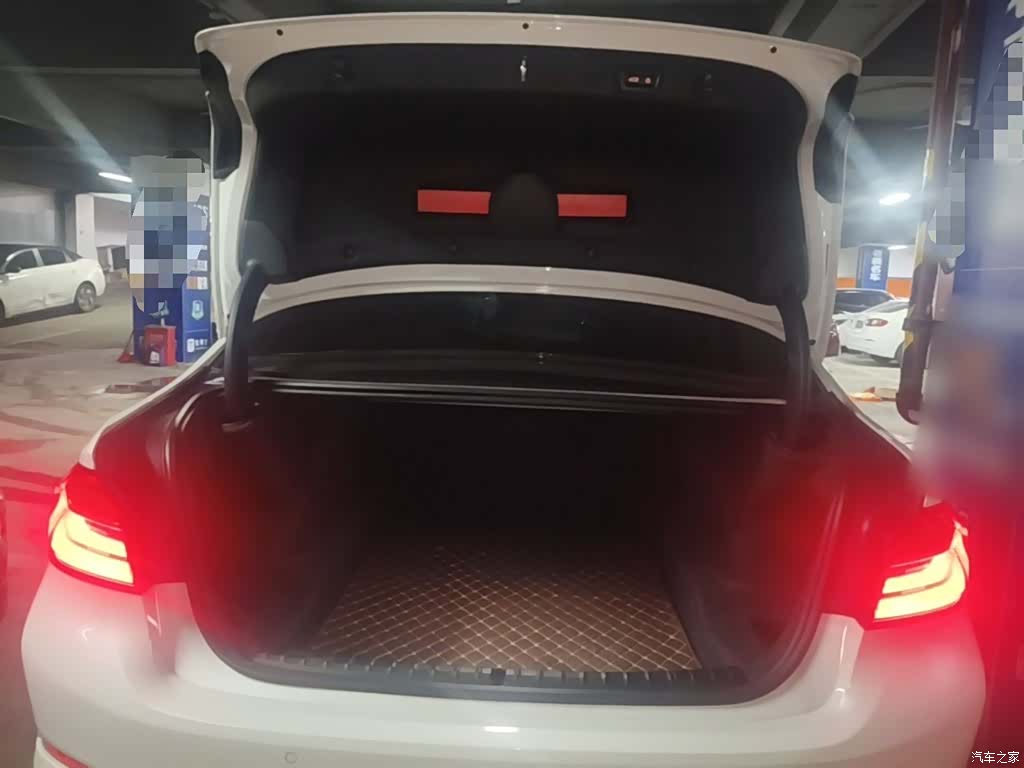BMW 5 Series, 2019 19