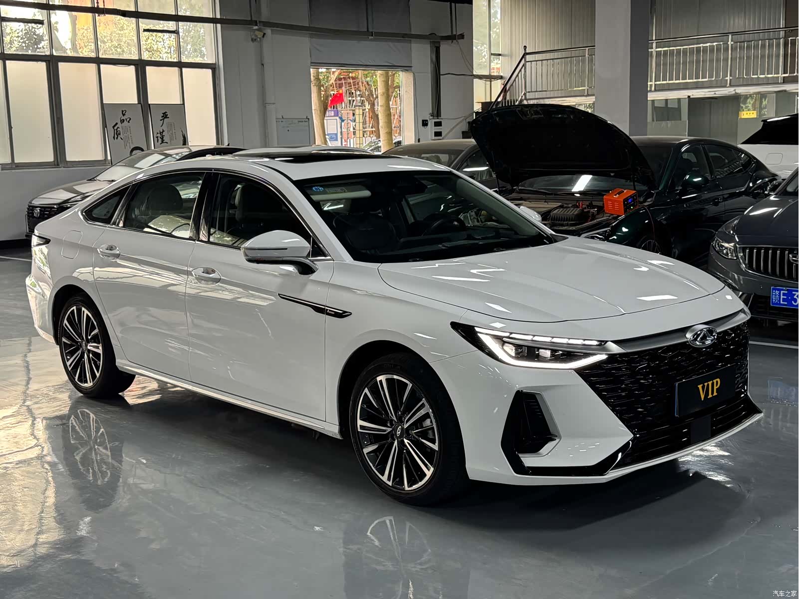 Chery Arrizo 8, 2024 3