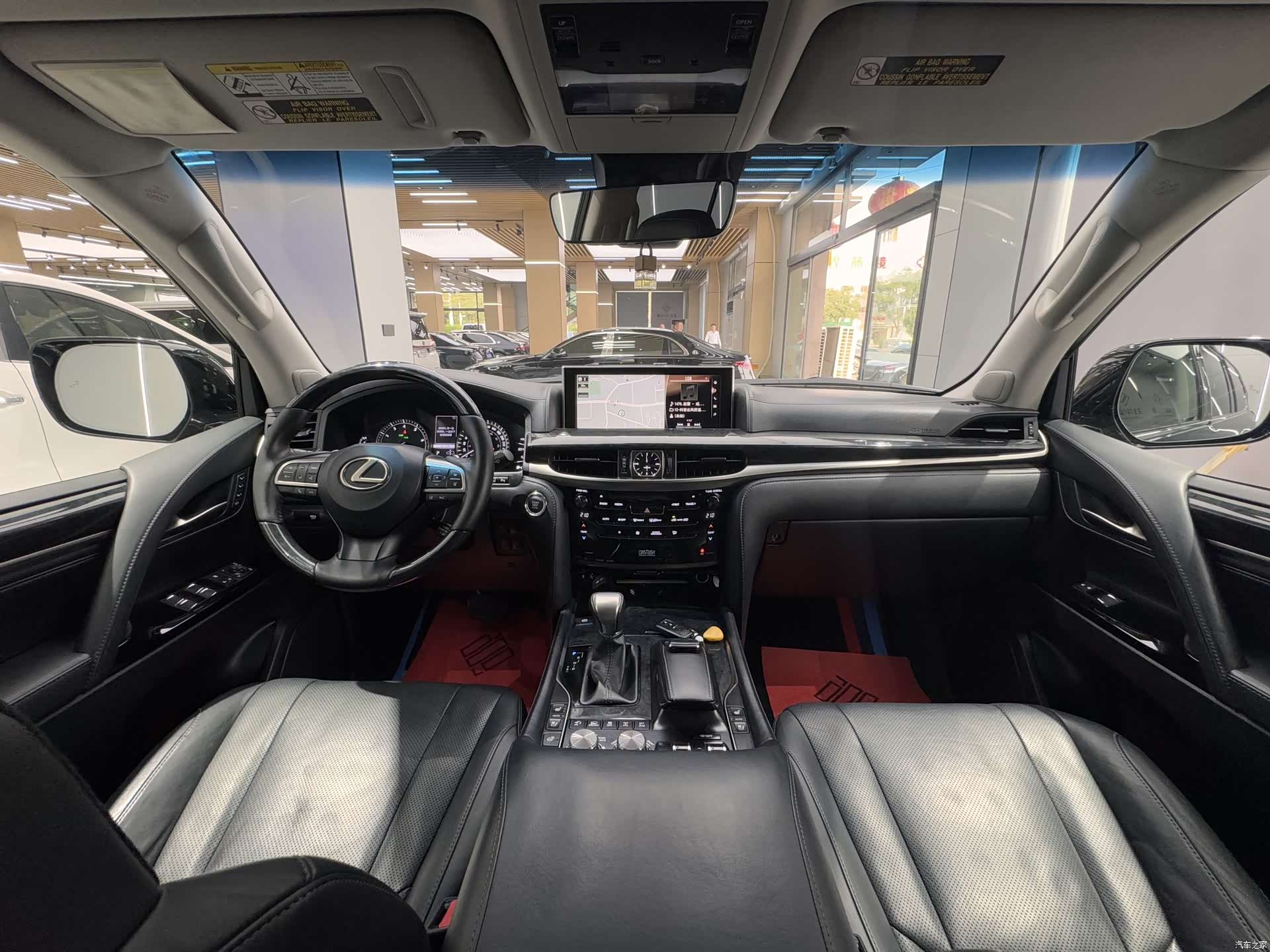 Lexus LX, 2017 12