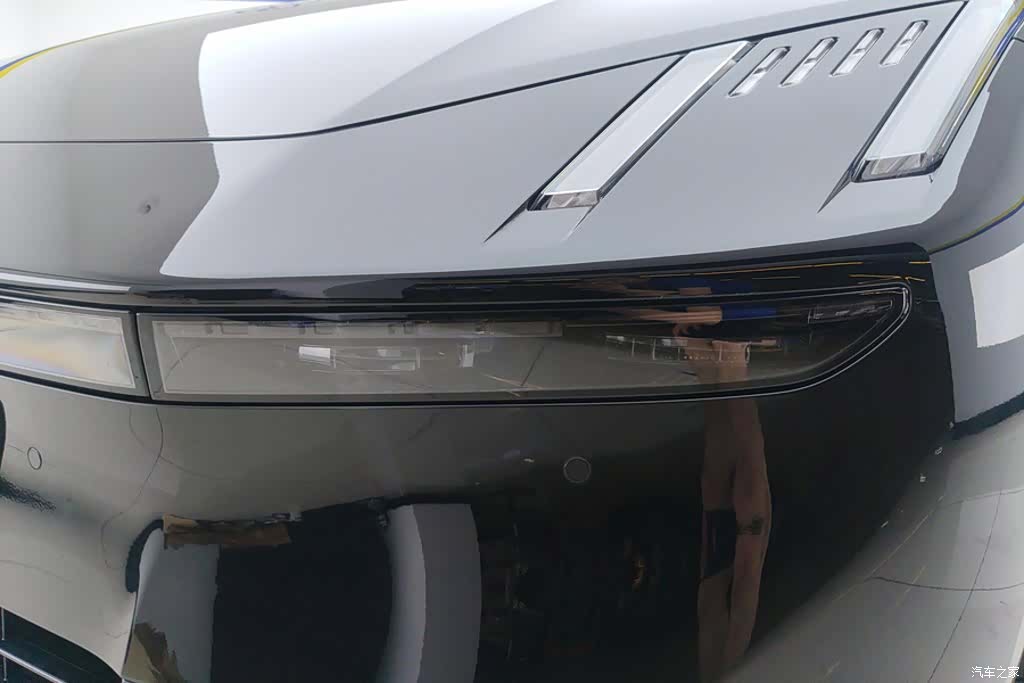 Lynk & Co 02, 2025 все фото