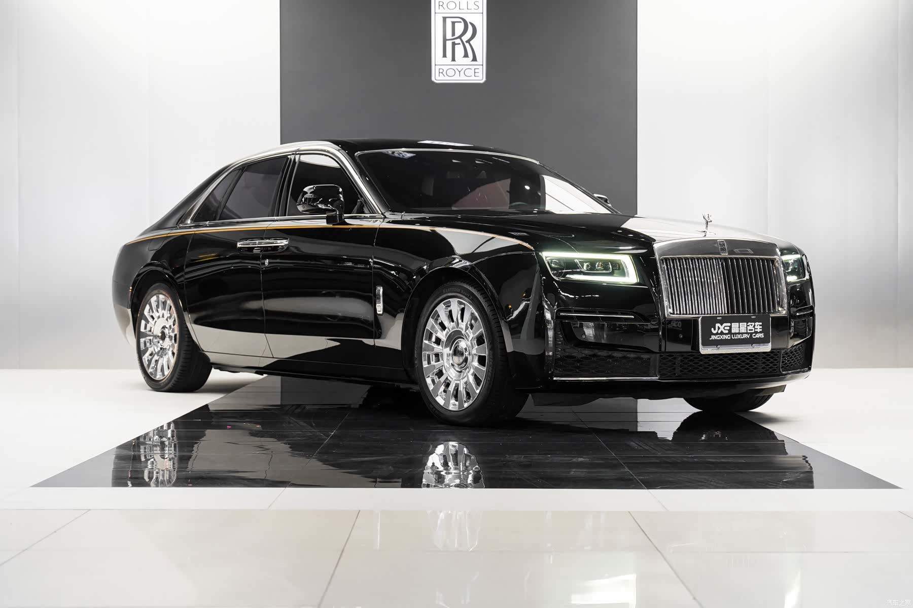 Rolls-Royce Ghost, 2021 3