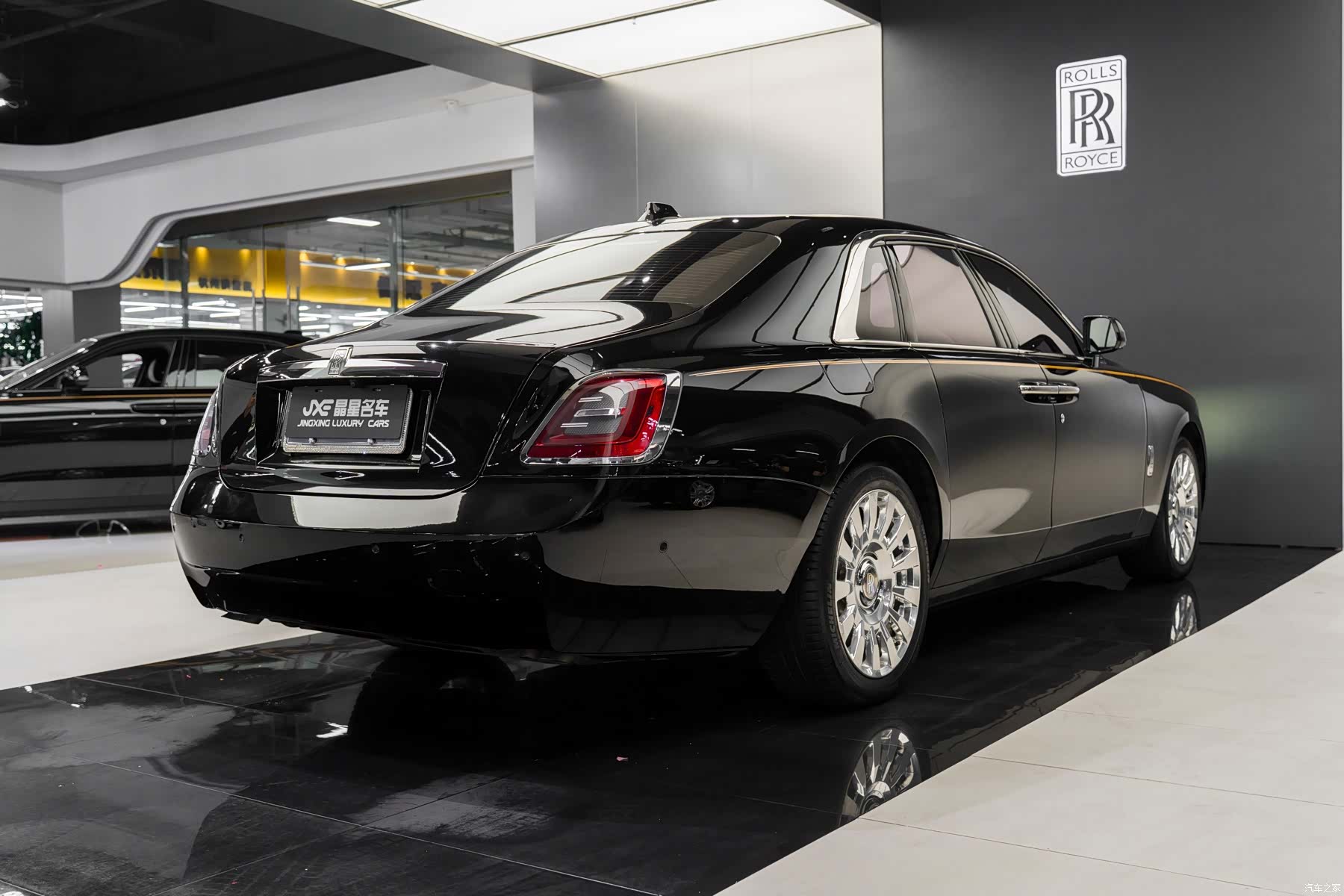 Rolls-Royce Ghost, 2021 13