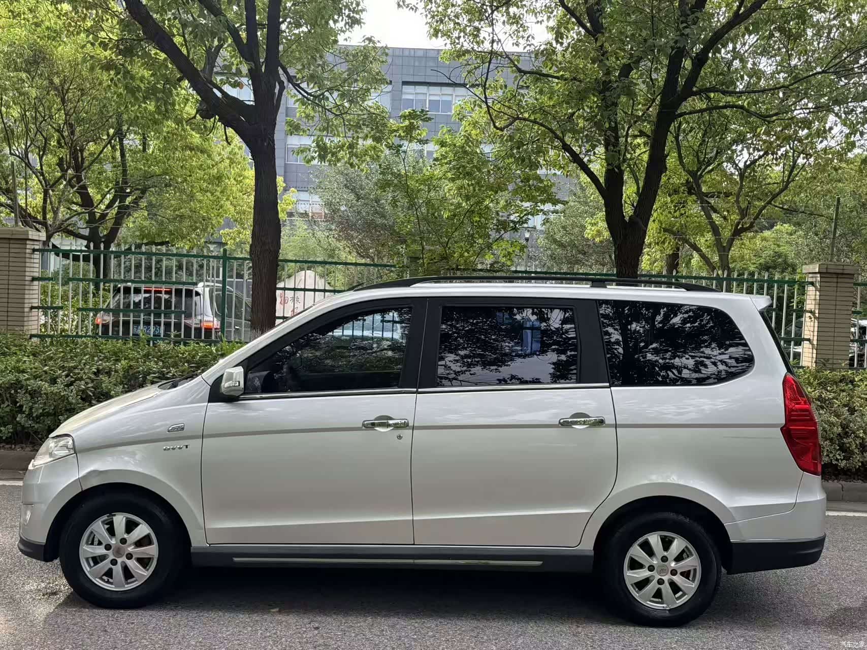 Wuling Hongguang, 2014 3