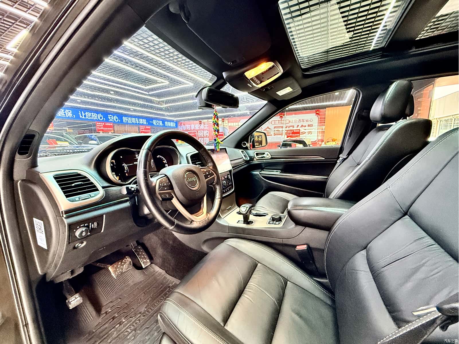 Jeep Grand Cherokee, 2014 9