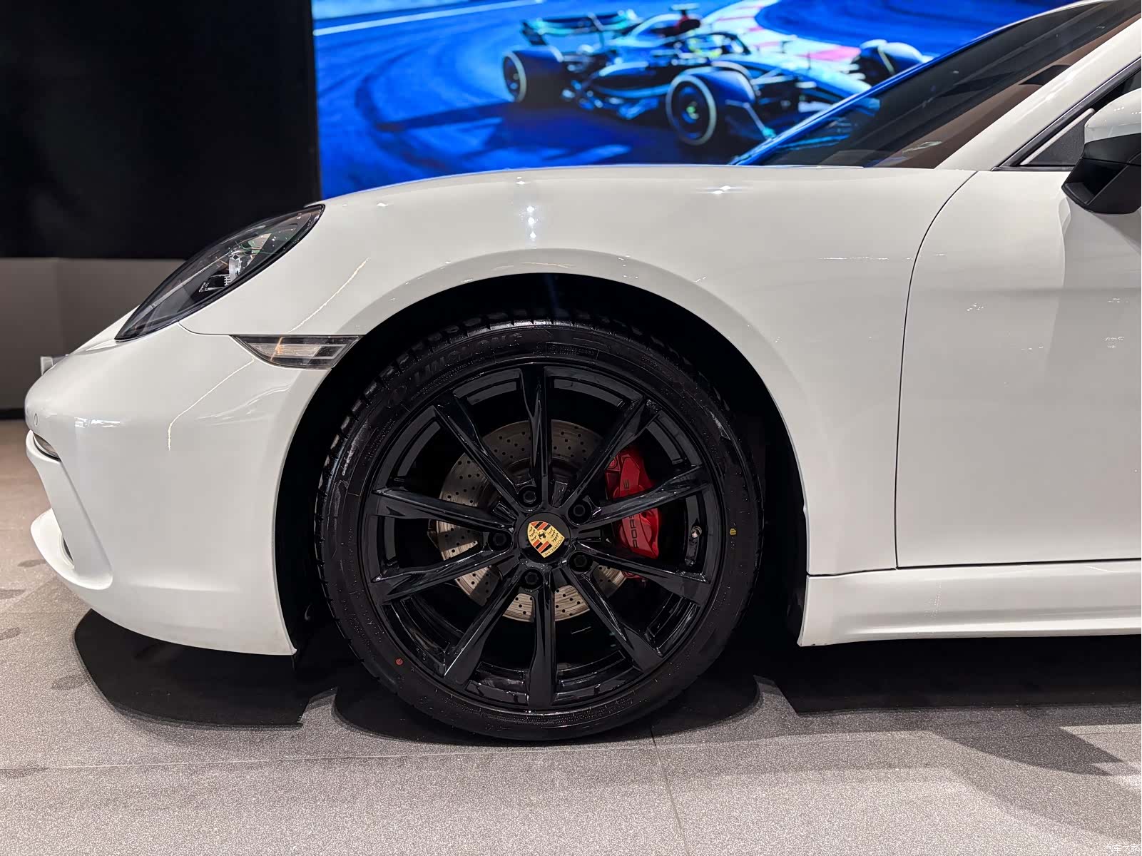 Porsche Cayman, 2017 7