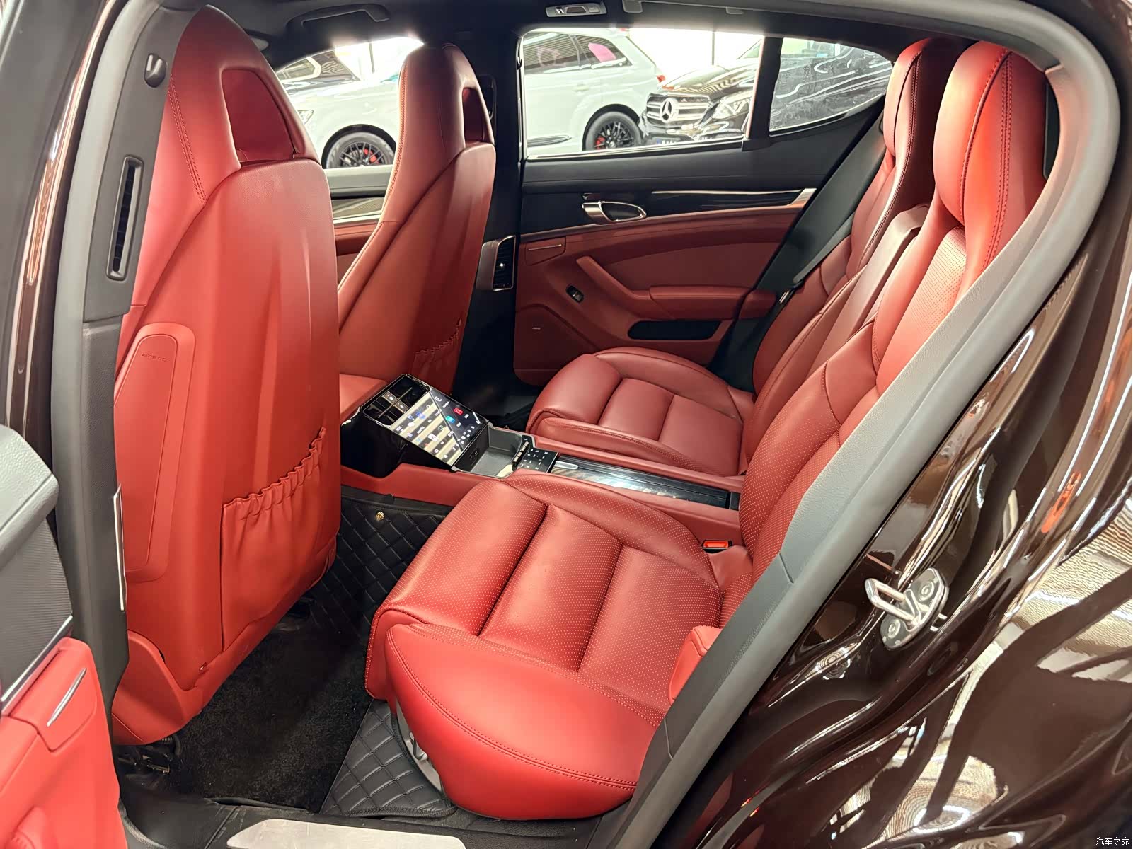 Porsche Panamera, 2017 10