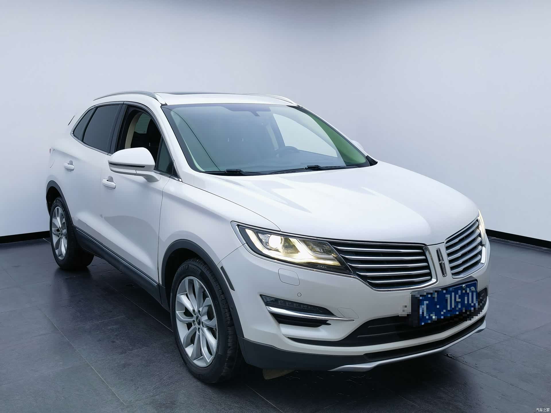 Lincoln MKC, 2016 3