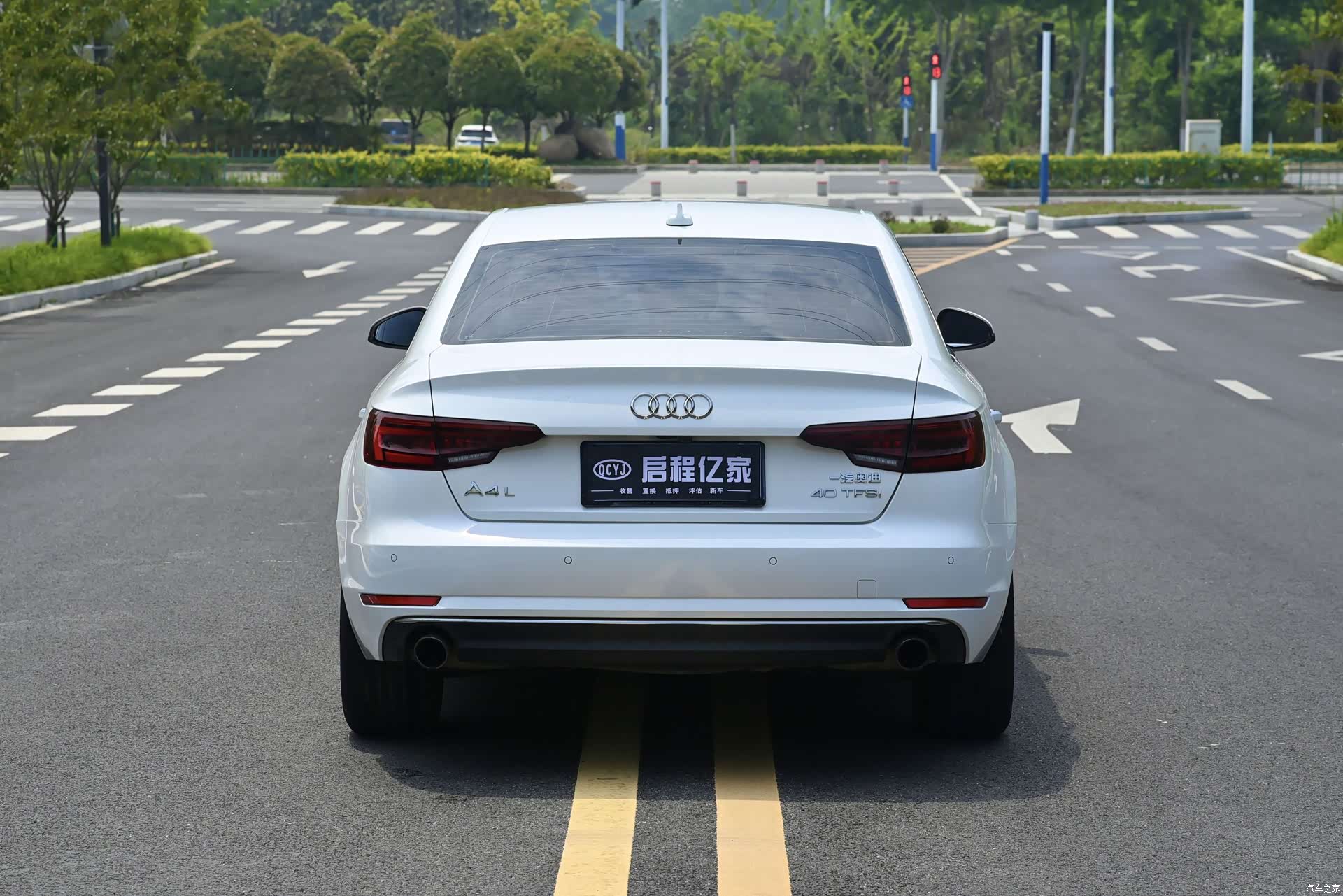 Audi A4L, 2018 16