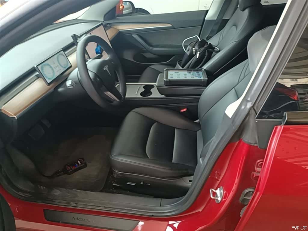 Tesla Model 3, 2022 15