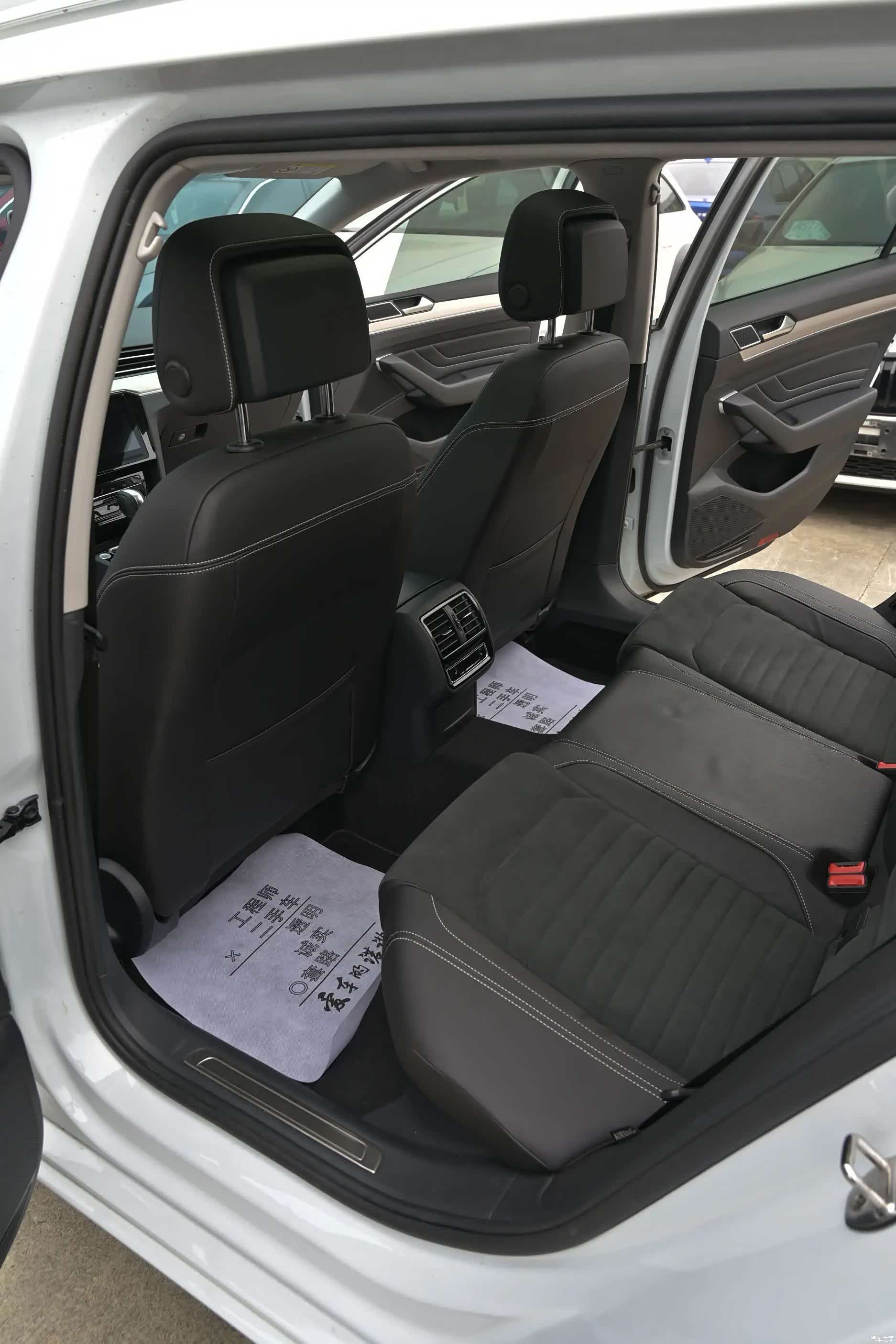 Volkswagen Variant, 2023 22